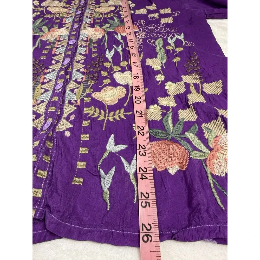 Johnny Was Brielle Blouse M Purple Floral Embroidered Rayon Boho Button Top - Picture 11 of 11